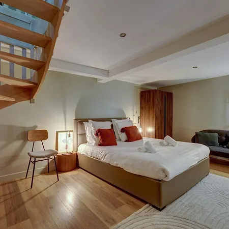 Appartamento Place De La Nation Cozy 2bd Duplex *