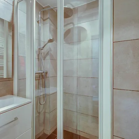 Appartamento Place De La Nation Cozy 2bd Duplex Parigi