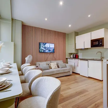 Place De La Nation Cozy 2bd Duplex * Parigi